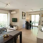 Apartman Elegant W/2 Terraces/mins To & Shops