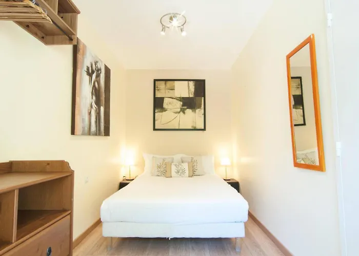 Elegant W/2 Terraces/mins To & Shops Lägenhet *